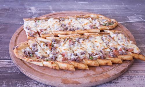 Kıymalı Kaşarlı Mantarlı Pide | 65,00